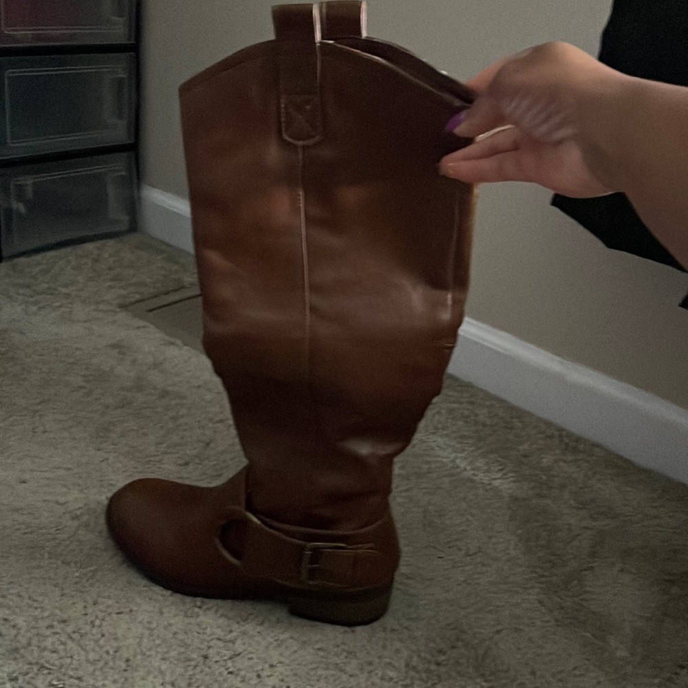 Calf high boots